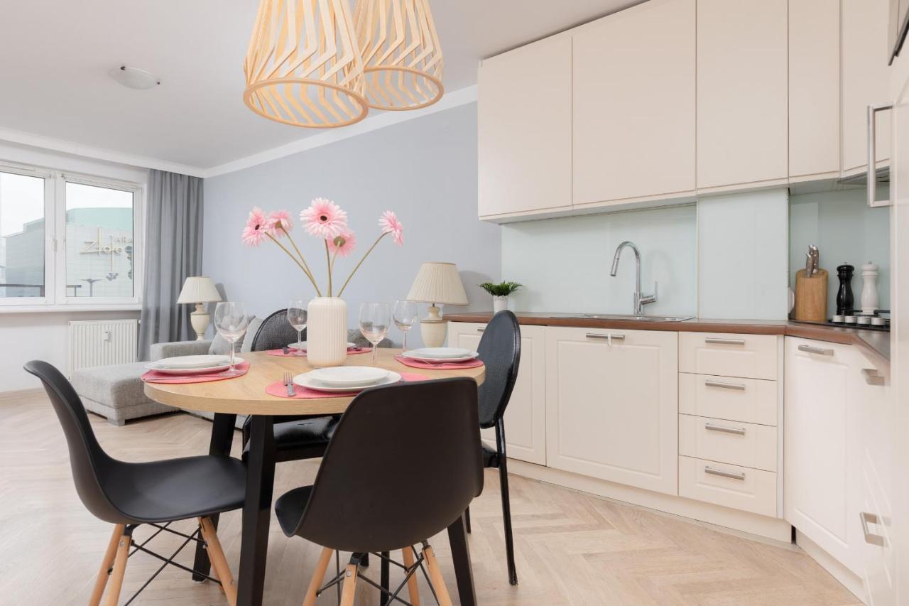 Zlota Apartment Center Of Warsaw By Noclegi Renters Exteriér fotografie