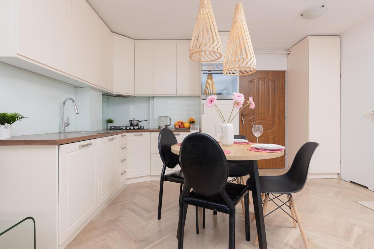 Zlota Apartment Center Of Warsaw By Noclegi Renters Exteriér fotografie